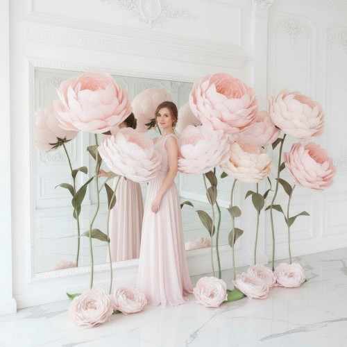 Аренда ростовых цветов из бумаги "Пионы светло-розовые"